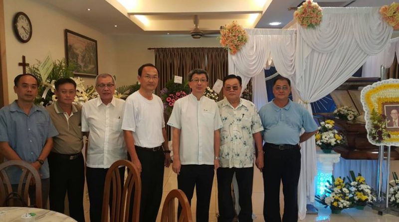 本会署理总会长拿督钦荣宗长令胞弟，丹絨士拔林氏宗祠名誉主席林钦鴻宗长蒙主恩召，安息主懷。今天下午和本会数位宗长專程到芙蓉前往追悼。