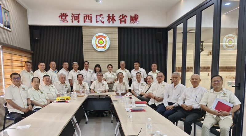 第十九届第六次全国理事会议